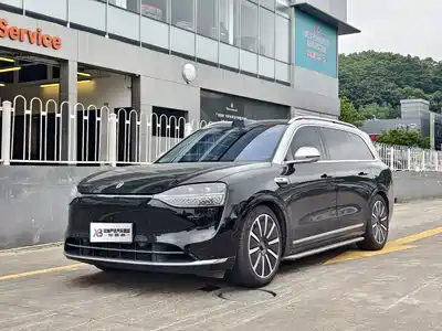 AITO Wenjie M9 2025