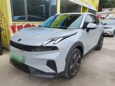 Lynk & Co 06 EM-P 2025