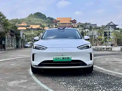 AITO Wenjie M5 2025