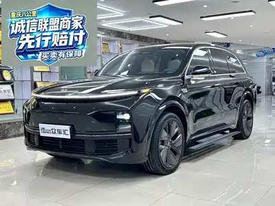 Li Auto L8 2025