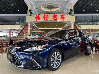 Lexus ES 2023