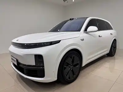 Li Auto L7 2025