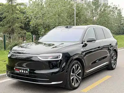 AITO Wenjie M7 2025