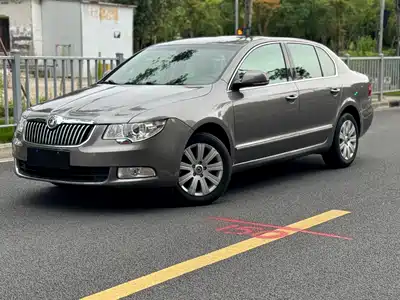 Škoda Superb 2011
