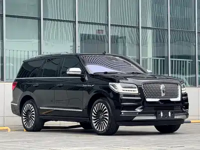 Lincoln Navigator 2021