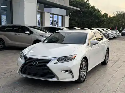 Lexus ES 2015