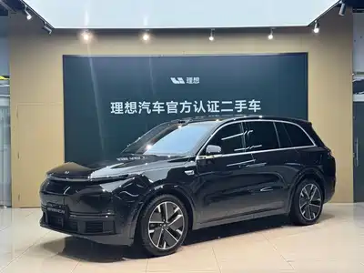 Li Auto L8 2025