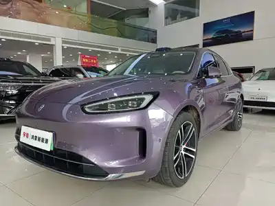 AITO Wenjie M5 2025