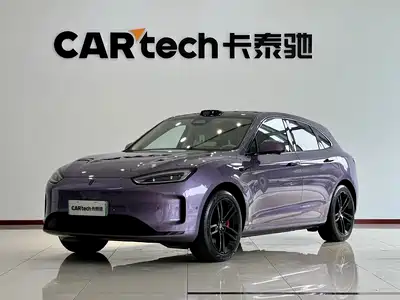 AITO Wenjie M5 2025