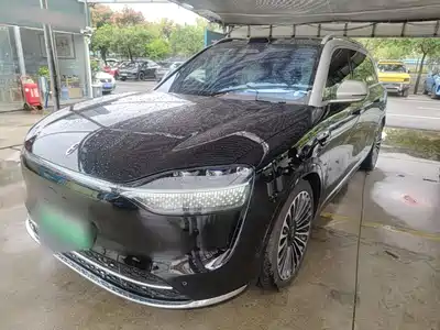 AITO Wenjie M9 2025
