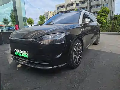 AITO Wenjie M9 2024