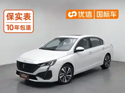 Peugeot 408 2023