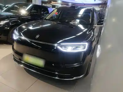 AITO Wenjie M7 2025