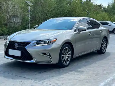 Lexus ES 2016