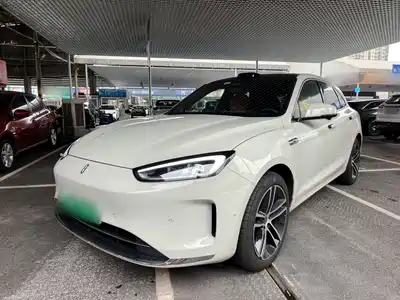 AITO Wenjie M5 2025