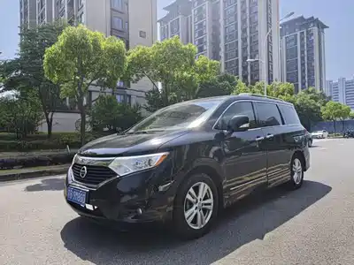 Nissan Quest 2015