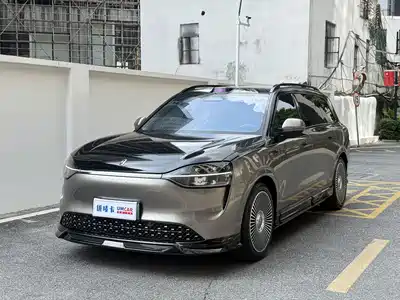 AITO Wenjie M9 2024