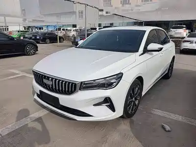 Geely Emgrand 2025