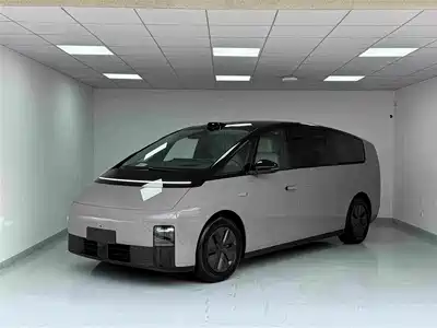 Li Auto MEGA 2024