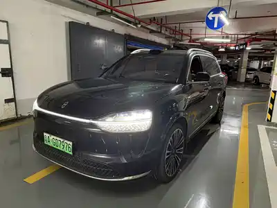 AITO Wenjie M9 2024