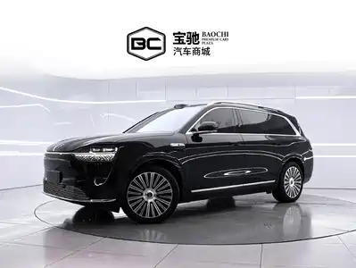 AITO Wenjie M9 2025