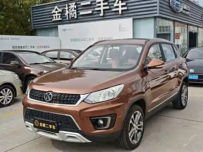 BAIC Senova X35 2016