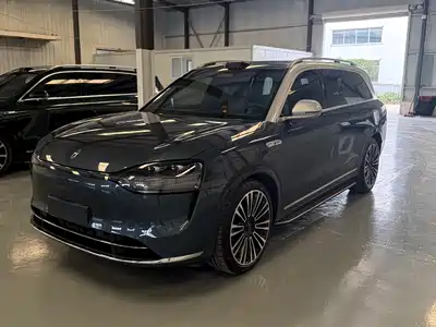 AITO Wenjie M9 2024