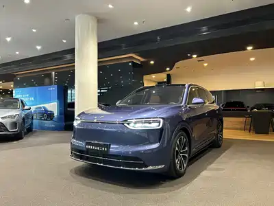 AITO Wenjie M7 2025