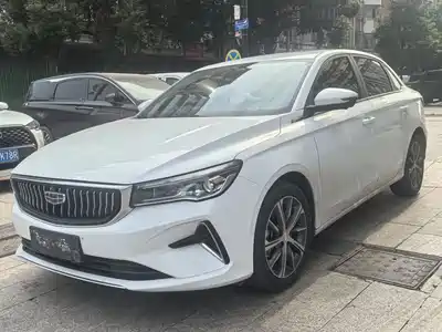 Geely Emgrand 2024