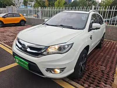 BYD S7 2015