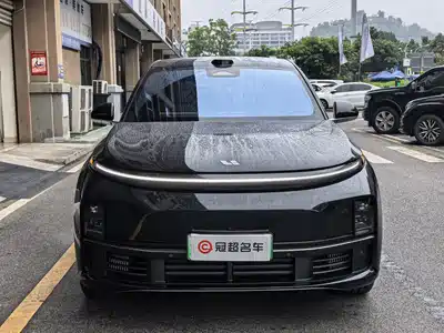Li Auto L7 2025