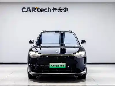 AITO Wenjie M9 2024