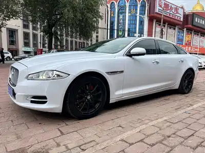 Jaguar XJ 2012