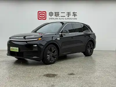 Li Auto L6 2025