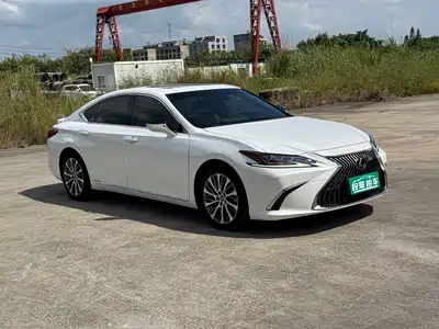 Lexus ES 2019