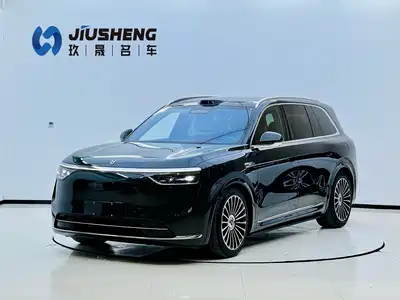 AITO Wenjie M8 2025