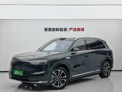 AITO Wenjie M7 2025