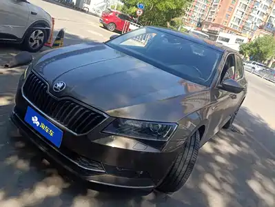 Skoda Superb 2016