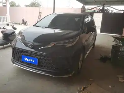 Toyota Granvia 2024