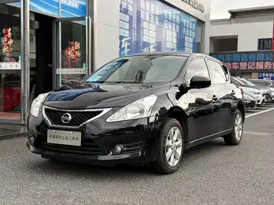 Nissan Tiida 2013