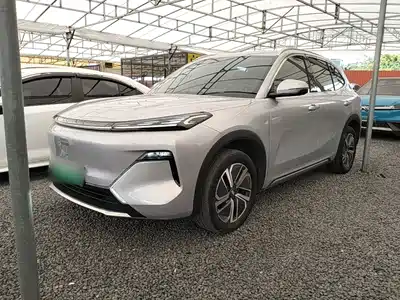 Geely Galaxy Starship 7 EM-i 2025