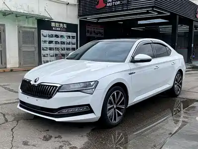 Skoda Superb 2022