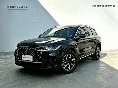 Lincoln Adventurer 2024