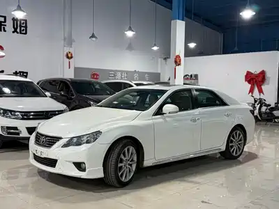 Toyota Reiz 2012