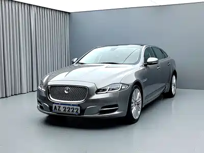 Jaguar XJ 2012