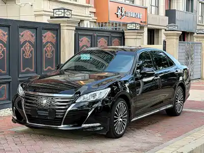 Toyota Crown 2018