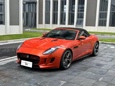 Jaguar F-TYPE 2013