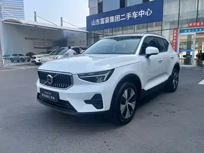 Volvo XC40 2024