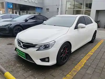 Toyota Reiz 2015