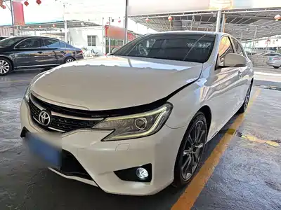 Toyota Reiz 2015